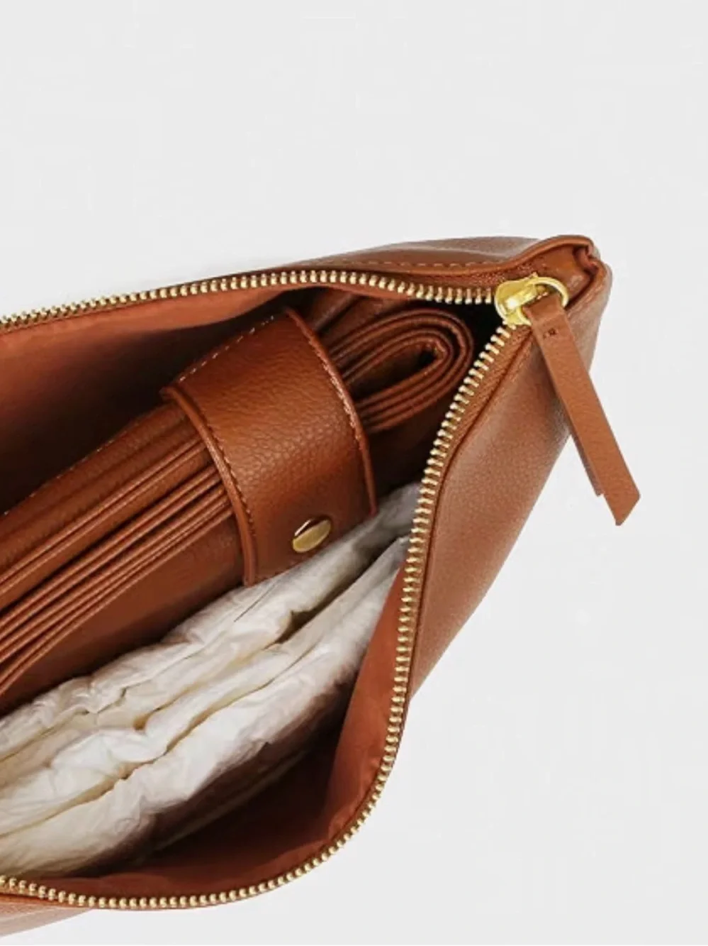 Fawn Design The Changing Clutch - Tan Leather Wristlet Clutch